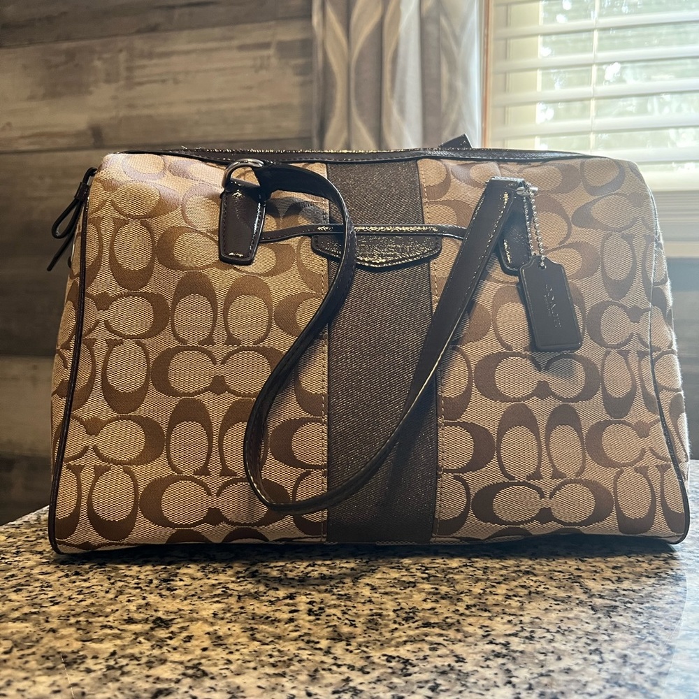 Coach pocketbook
